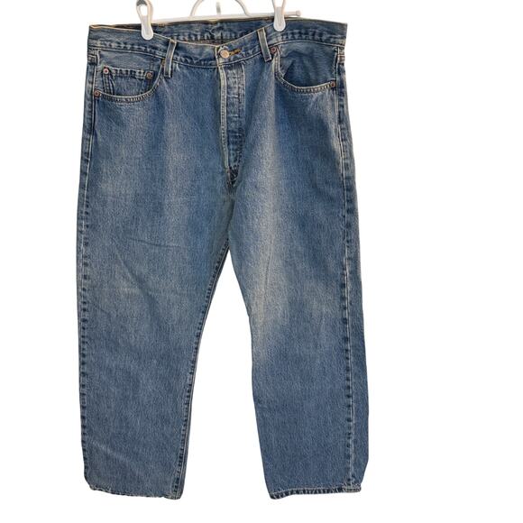 Levi's Jeans Men's 501 Bootcut Button Fly Light Wash Denim Sz 40x30 - Picture 1 of 11